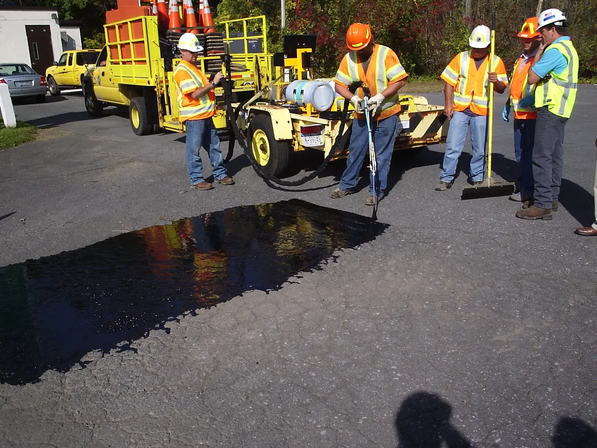 FloMix demonstration with a highway crew